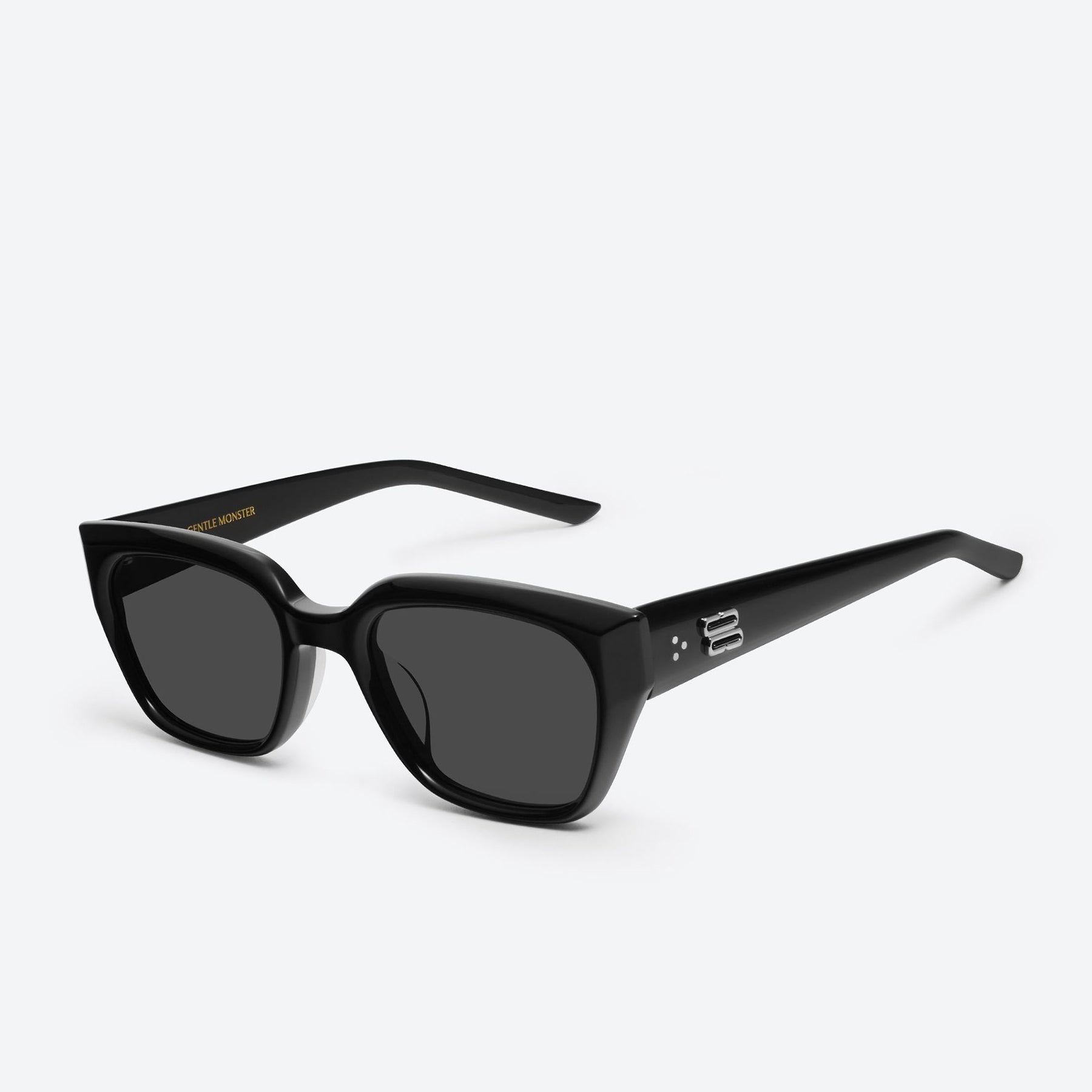 Nabi 01 Black / Black