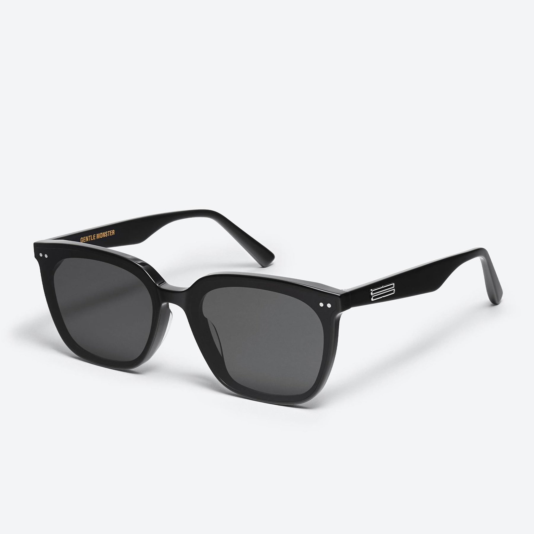Heizer 01 Black / Black