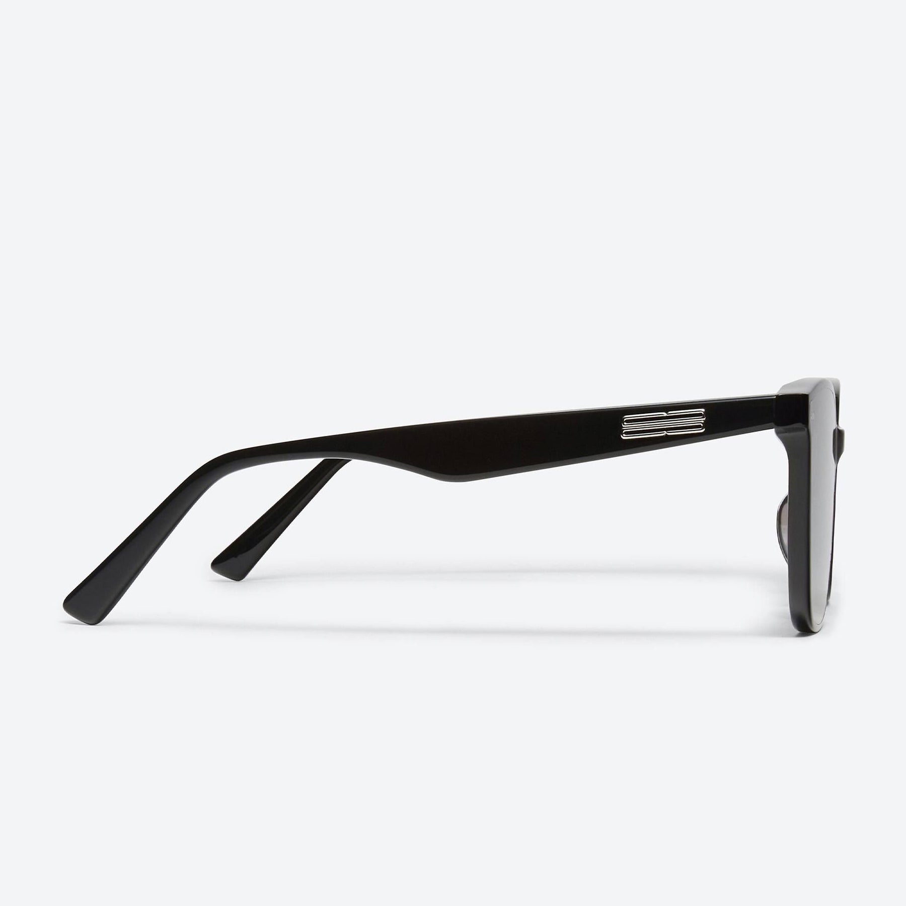 Heizer 01 Black / Black